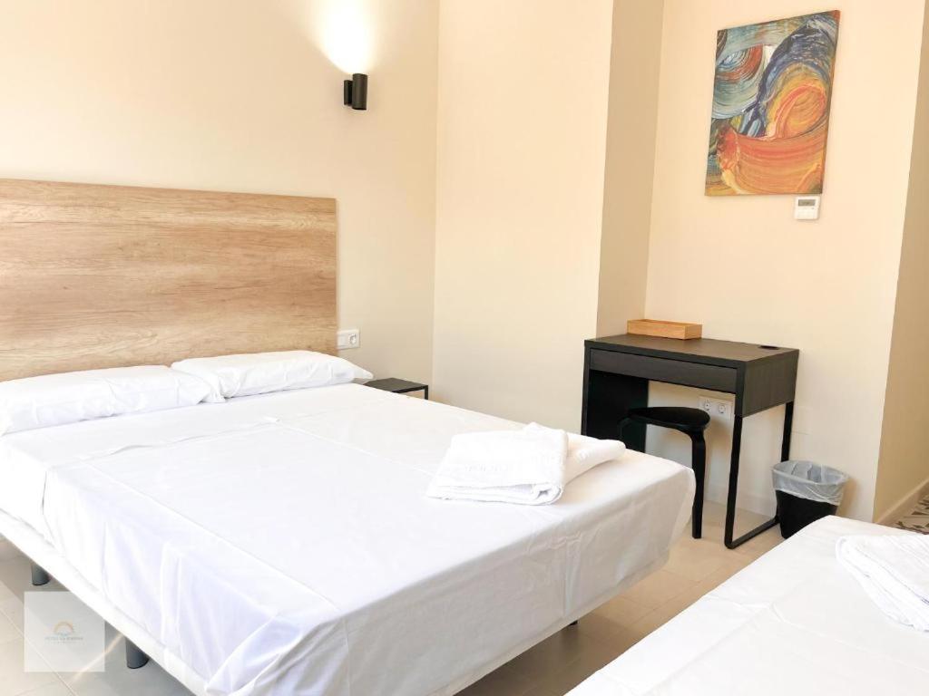 Hotel Marina Elche La Mariña Екстериор снимка