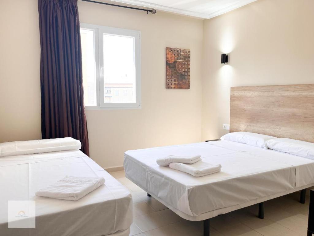 Hotel Marina Elche La Mariña Екстериор снимка